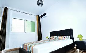 Appartement moderne avec climatisation et WiFi À 700 m de la plage, idéalement situé près des commerces